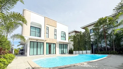 Villa 3 Chambres avec Piscine Méditerranéenne