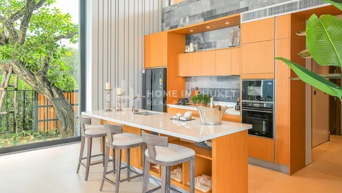 Grande villa moderne avec piscine et 4 chambres