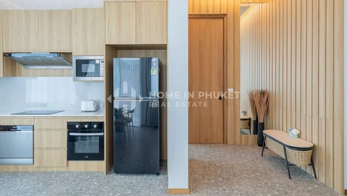 Villa avec piscine de 4 chambres près de Bangtao