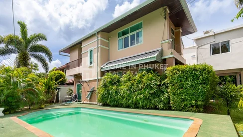 Villa sur 2 étages avec piscine et appartement d'hôtes