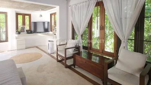 Villa avec piscine de style loft de 4 chambres et toit-terrasse