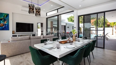 Villa avec piscine de 5 chambres au cœur de Rawai