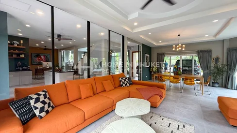 3-Bedroom Pool Villa with Expansive Garden