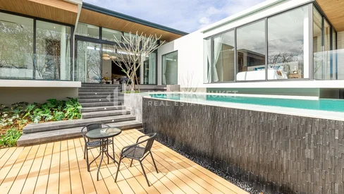 Villa avec piscine de 3 chambres à Amber Chamber