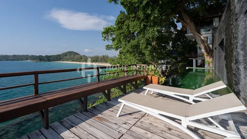 Villa exceptionnelle de 5 chambres avec vue sur la mer à Laem Singh