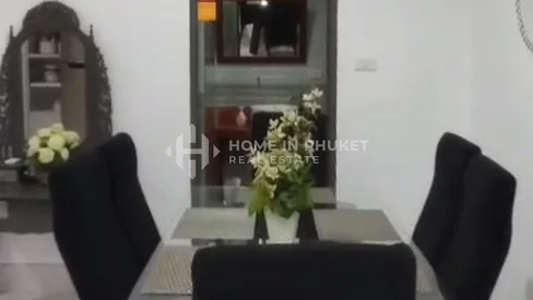 Villa avec piscine de 3 chambres à Nai Harn