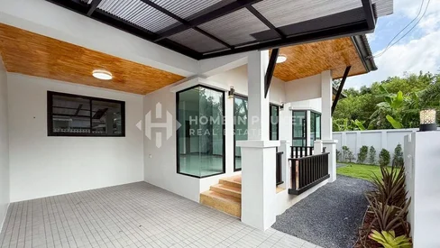 Maison jumelée à 3 chambres dans une résidence sécurisée