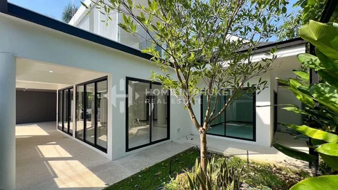 Maison rénovée de 4 chambres à Si Sunthon