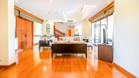 Villa avec piscine de 4 chambres à Laguna Village