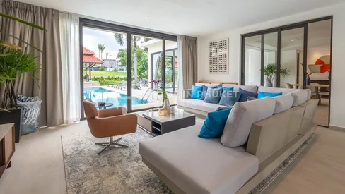 Villa de 6 chambres avec piscine et vue sur le golf à Laguna Homes