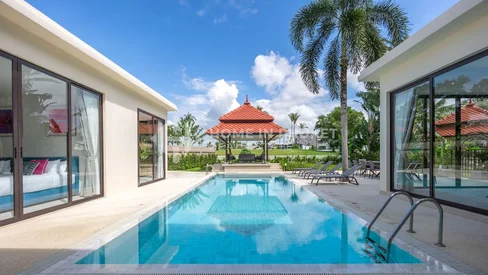 Villa de 6 chambres avec piscine et vue sur le golf à Laguna Homes