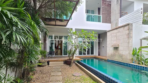 Appartement en duplex de 2 chambres à Saiyuan