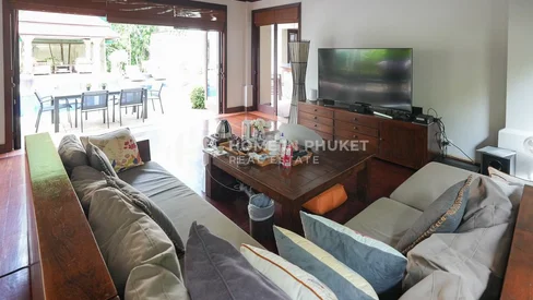 พูลวิลล่าสไตล์บาหลี 5 ห้องนอนสุดหรูในโครงการสายธาร