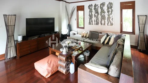 พูลวิลล่าสไตล์บาหลี 5 ห้องนอนสุดหรูในโครงการสายธาร