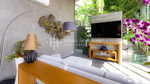 Villa moderne de 4 chambres avec piscine à flanc de colline à Yamu Hill