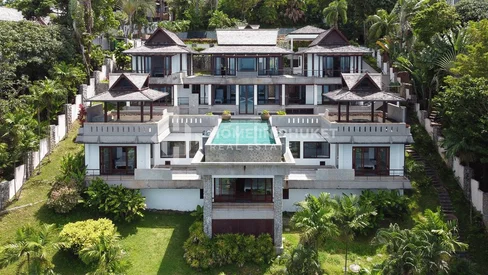 Villa Ultra-Luxe de 7 Chambres avec Vue sur Mer et Piscine