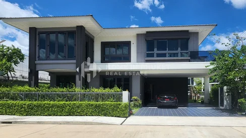 Maison moderne de 3 chambres à Koh Kaew