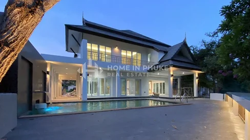 Villa contemporaine thaïlandaise de 3 chambres avec piscine
