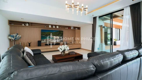 Villa contemporaine de 9 chambres avec piscine à Rawai