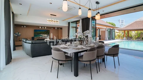 Villa contemporaine de 9 chambres avec piscine à Rawai