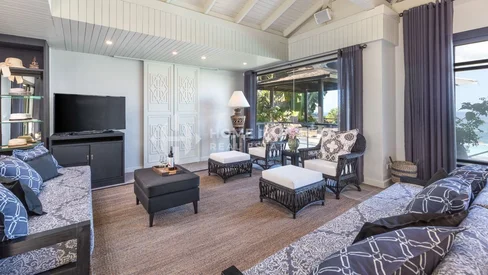 Fabuleuse villa avec piscine, 5 chambres et vue sur mer