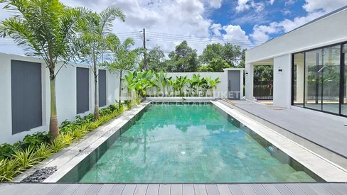 Villa moderne avec piscine et 3 chambres à Si Sunthon