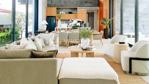 Villas avec piscine de 3 chambres à Botanica Chalong Bay