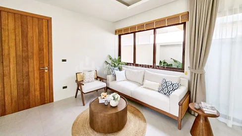 Villas avec piscine de 2 chambres près de la plage de Nai Yang