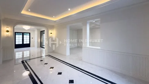 Maison de 3 chambres récemment rénovée dans une communauté fermée