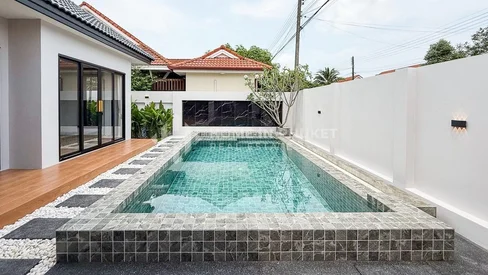 Villa avec piscine de 3 chambres dans une résidence sécurisée
