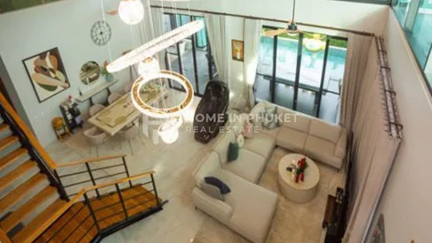 Villa de luxe de plain-pied avec piscine et 4 chambres