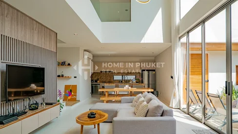 Villa moderne avec piscine de 5 chambres à Zenithy Villas