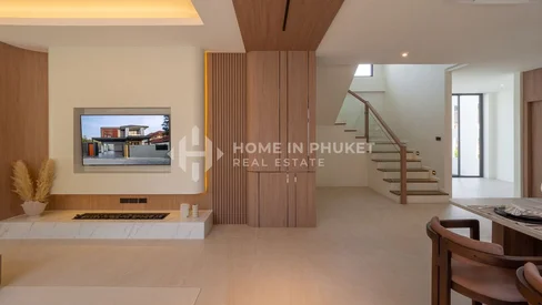 Villa moderne de 3 chambres avec piscine à Ratsada