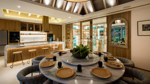 Villa de luxe de style asiatique avec 4 chambres et piscine à Bang Jo