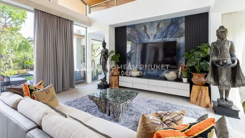 Contemporary 3-Bed Pool Villa near Nai Yang Beach