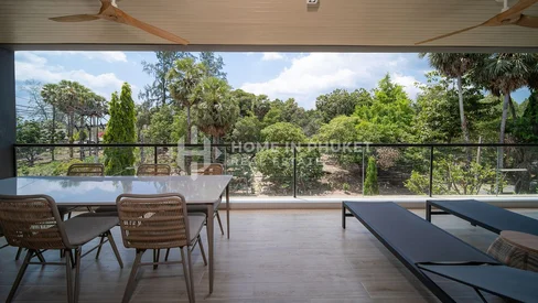 Freehold 2-Bedroom Condo at Laguna Beachside