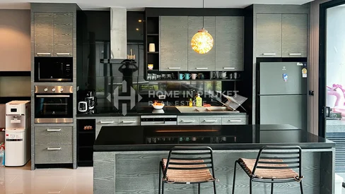 พูลวิลล่า 3 ห้องนอนสไตล์ลอฟต์ในป่าสัก