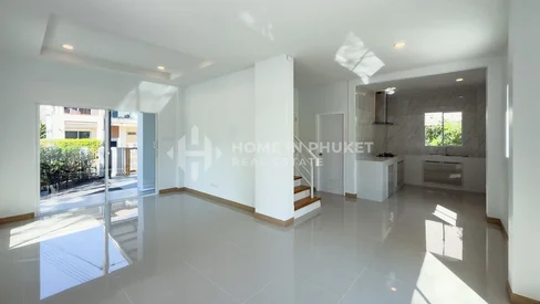Modern 3-Bedroom Corner Home in Gated Community