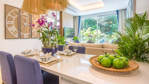 Modern 1-Bedroom Deluxe Condo in Kamala Falls