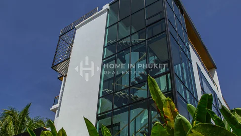 Penthouse Style 4 Storey Home