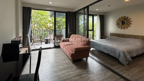 Freehold 1 Bedroom Condo at The Deck Patong