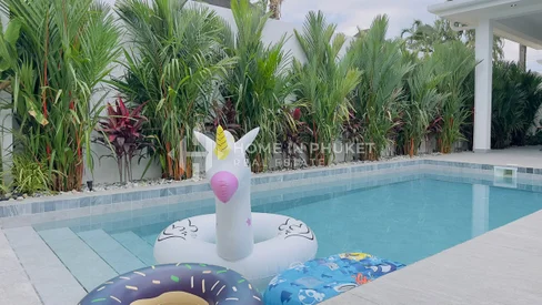 พูลวิลล่า 4 ห้องนอนในราไวย์