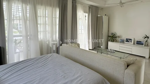 Studio Condo at Ocean Breeze