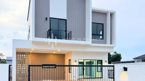 วิลล่าพร้อมสระว่ายน้ำ 3 ห้องนอน ในสิรินธร