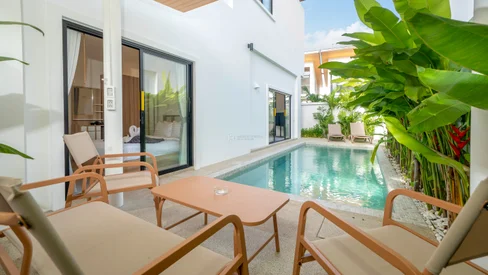 Semi-Detached Pool Villa in Kamala