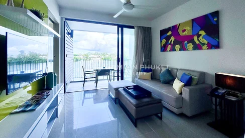 Lake View 2 Bedroom Condo in Laguna