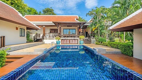 Nai Harn Baan Bua - Baan Bua