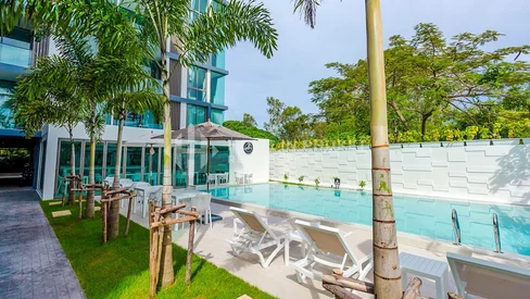 Oceanstone Condominium