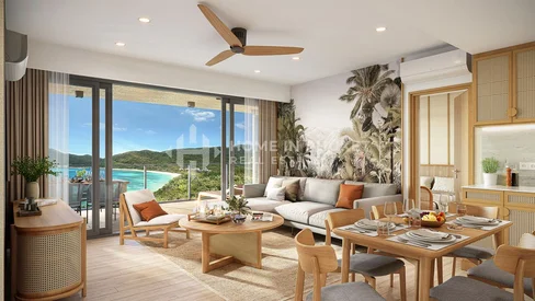 Laguna Beach Residences Reef