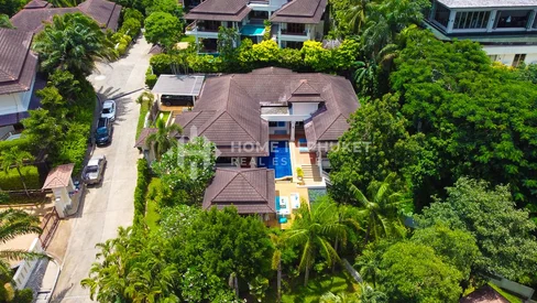 Lakewood Hill Village